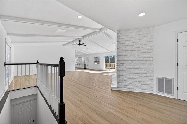 109 Ruth Lane, Rogers, AR 72756