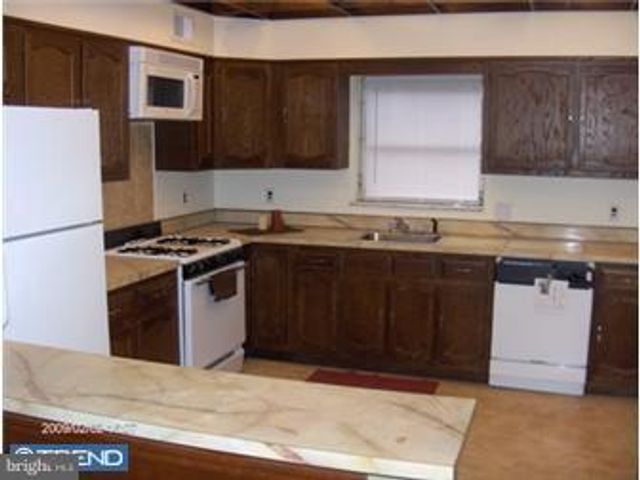 2204 S 23RD ST, Philadelphia, PA 19145