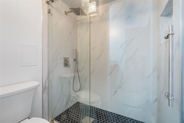 10615 Briar Forest Drive 102, Houston, TX 77042