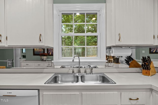8009 Running Cedar Trail, Raleigh, NC 27615