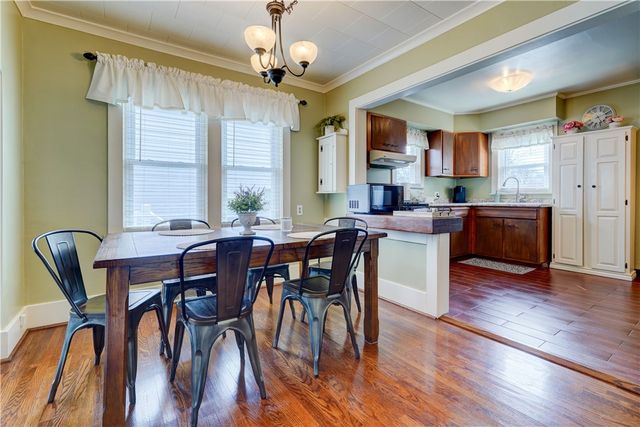 79 Pomona Dr, Greece, NY 14616