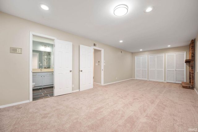 2508 W Twickingham Drive, Muncie, IN 47304