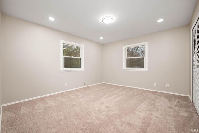 2508 W Twickingham Drive, Muncie, IN 47304