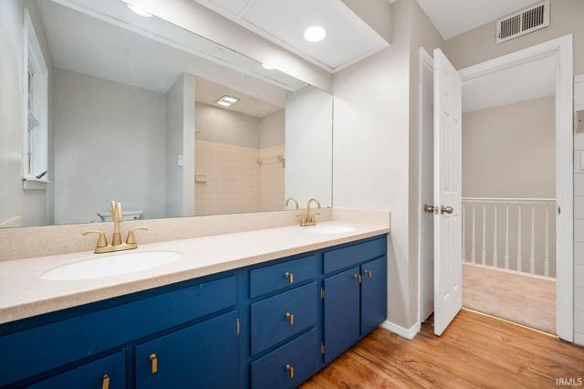 2508 W Twickingham Drive, Muncie, IN 47304