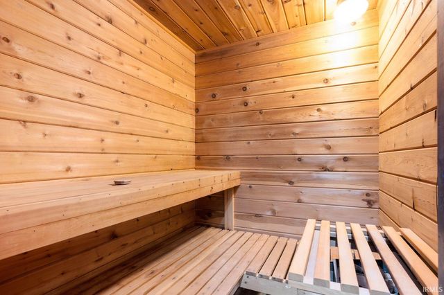 2508 W Twickingham Drive, Muncie, IN 47304