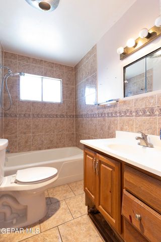 5828 FLOUNDER, El Paso, TX 79924