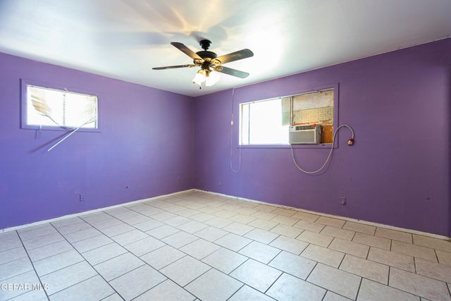 5828 FLOUNDER, El Paso, TX 79924