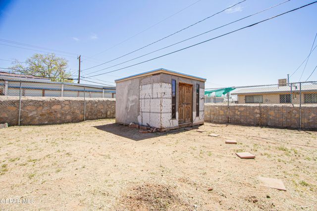 5828 FLOUNDER, El Paso, TX 79924