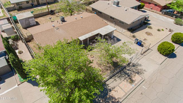 5828 FLOUNDER, El Paso, TX 79924