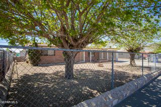 5828 FLOUNDER, El Paso, TX 79924