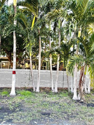 6103 Southgate Blvd, Margate, FL 33068