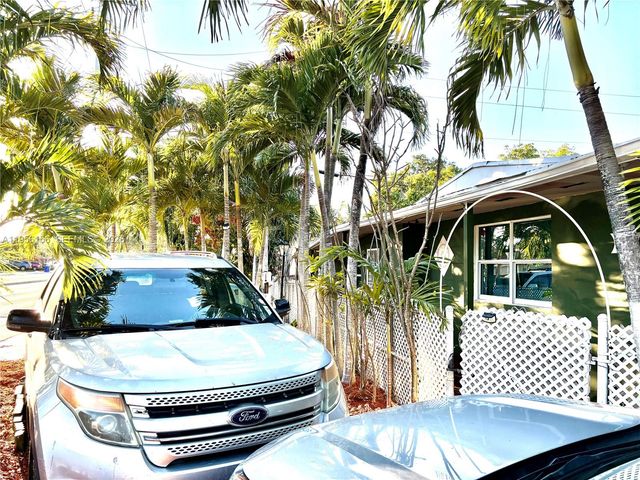 6103 Southgate Blvd, Margate, FL 33068