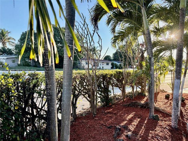 6103 Southgate Blvd, Margate, FL 33068