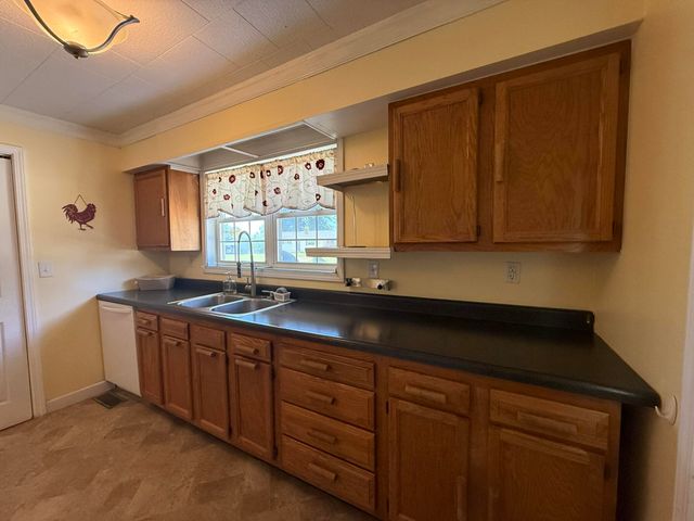 93 Green Acres Drive, Monticello, KY 42633