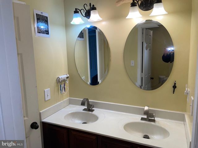 8829 FAIRHAVEN AVE, Upper Marlboro, MD 20772