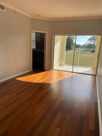 2080 Greenview Shores Boulevard 413, Wellington, FL 33414