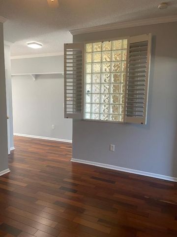 2080 Greenview Shores Boulevard 413, Wellington, FL 33414