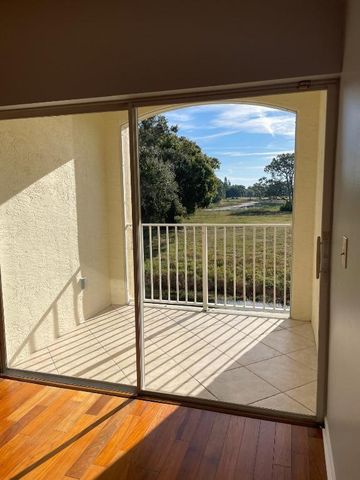 2080 Greenview Shores Boulevard 413, Wellington, FL 33414