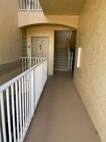 2080 Greenview Shores Boulevard 413, Wellington, FL 33414