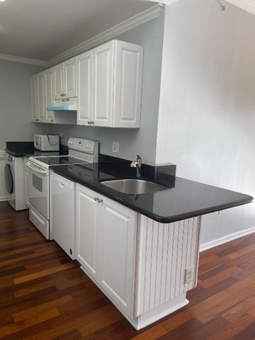 2080 Greenview Shores Boulevard 413, Wellington, FL 33414