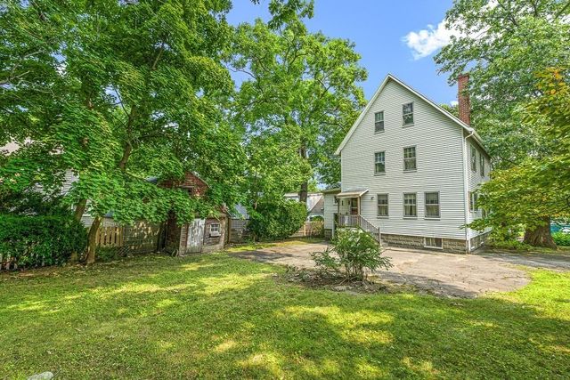 239 Park Avenue, Arlington, MA 02476