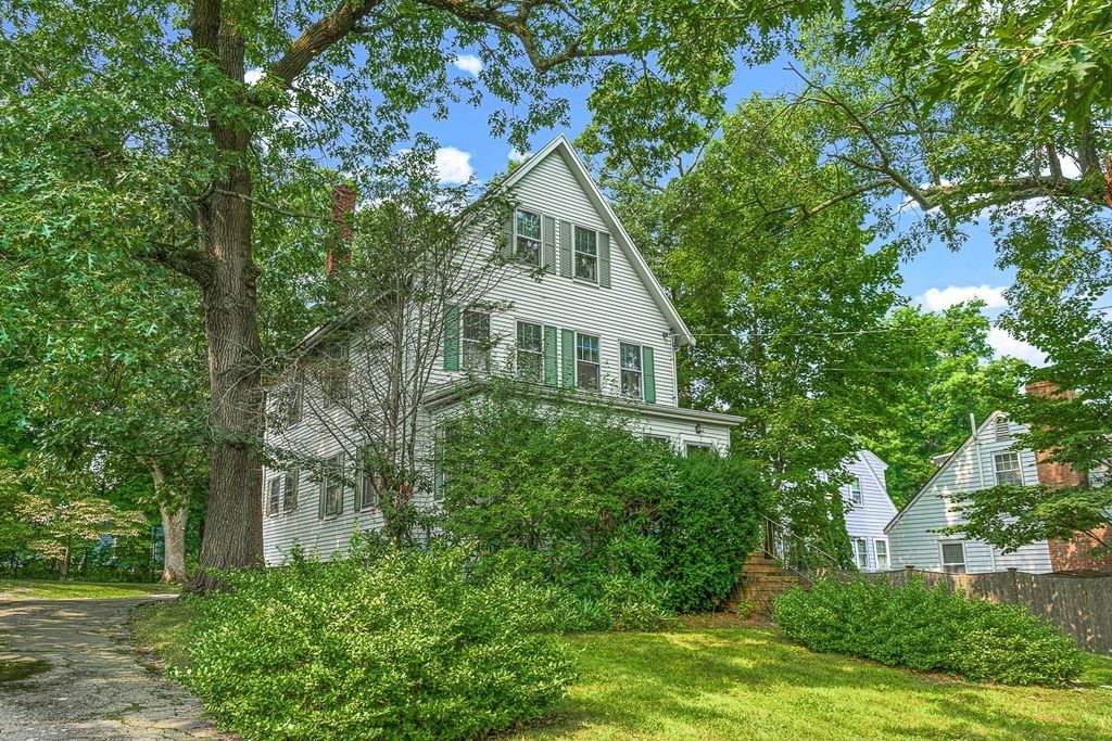 239 Park Avenue, Arlington, MA 02476