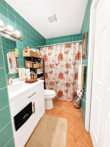 5202 El Claro Circle, West Palm Beach, FL 33415