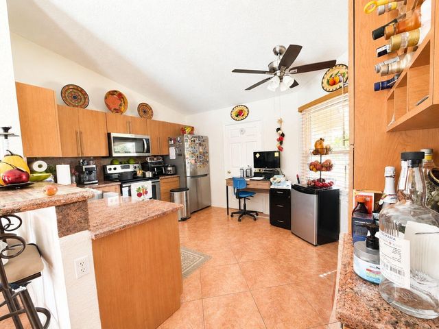 5202 El Claro Circle, West Palm Beach, FL 33415