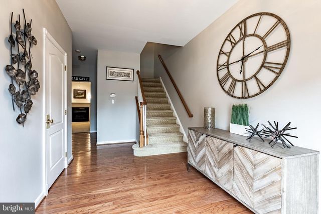 43738 CLEMENS TER, Ashburn, VA 20147