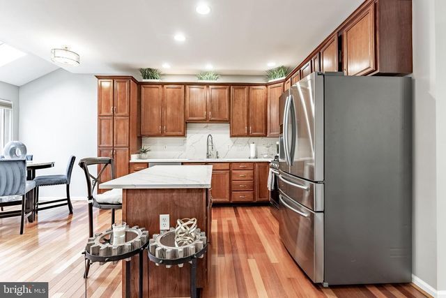 43738 CLEMENS TER, Ashburn, VA 20147