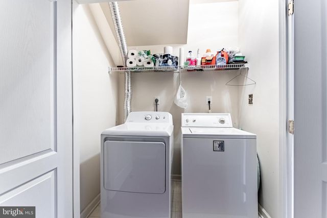 43738 CLEMENS TER, Ashburn, VA 20147