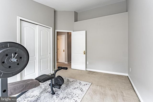 43738 CLEMENS TER, Ashburn, VA 20147