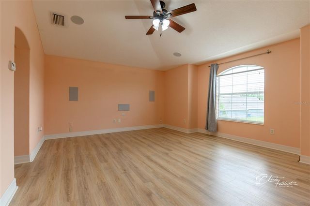 19305 YELLOW CLOVER DRIVE, Tampa, FL 33647