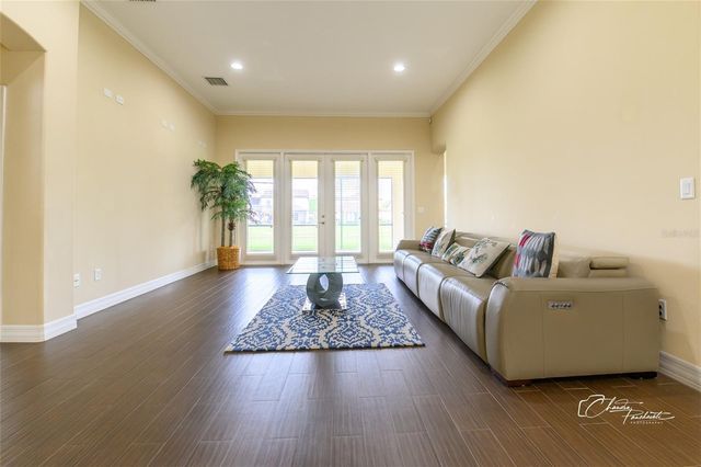 19305 YELLOW CLOVER DRIVE, Tampa, FL 33647