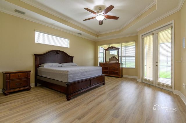 19305 YELLOW CLOVER DRIVE, Tampa, FL 33647