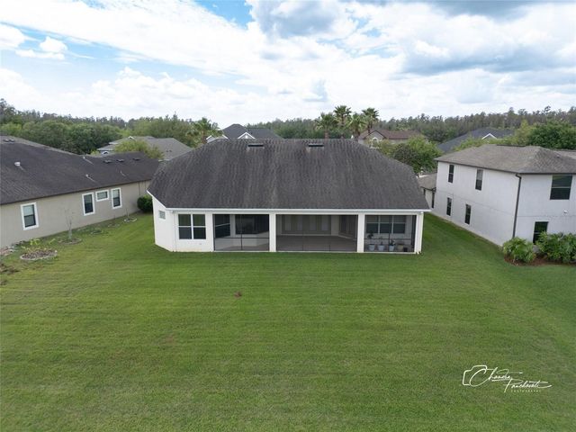 19305 YELLOW CLOVER DRIVE, Tampa, FL 33647