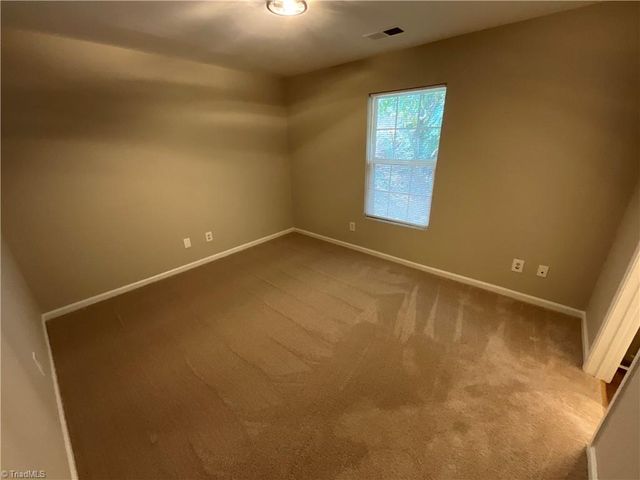 1019 N Manor Drive, High Point, NC 27260