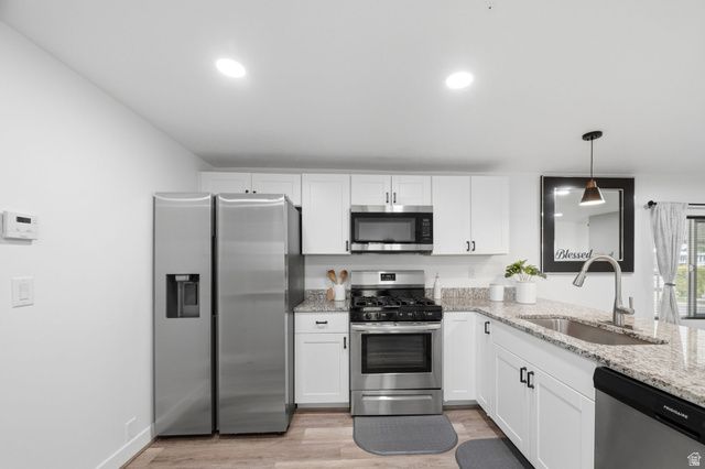 745 W MONTE DEL ORO, Taylorsville, UT 84123