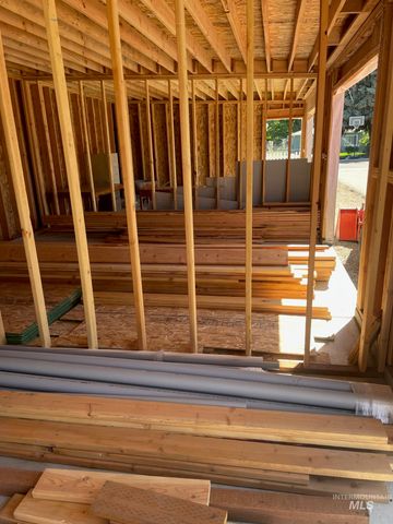 101 N 9th Ave, Payette, ID 83661
