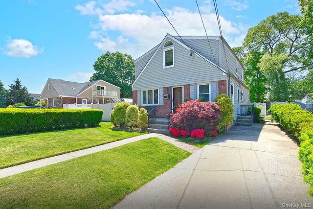 548 Stratford Road, South Hempstead, NY 11550