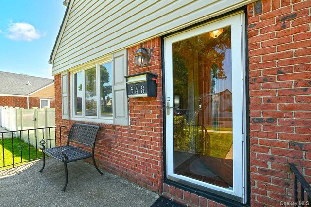 548 Stratford Road, South Hempstead, NY 11550
