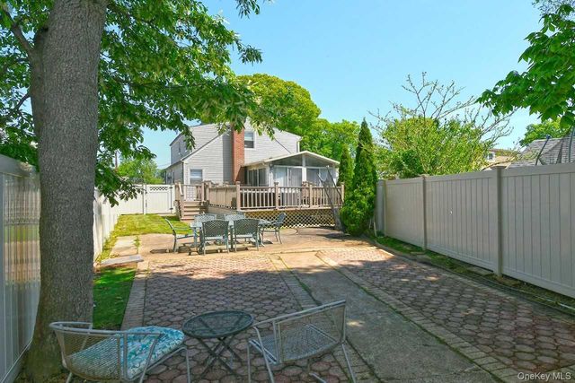 548 Stratford Road, South Hempstead, NY 11550