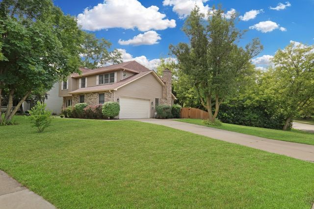 400 Cross Arm Drive, Grayslake, IL 60030