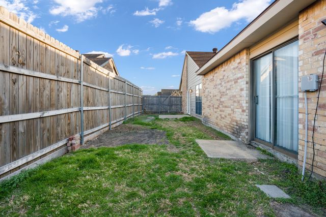 4638 Carr Street, The Colony, TX 75056