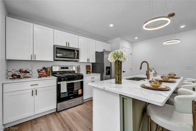 16801 Raymond, Maple Heights, OH 44137
