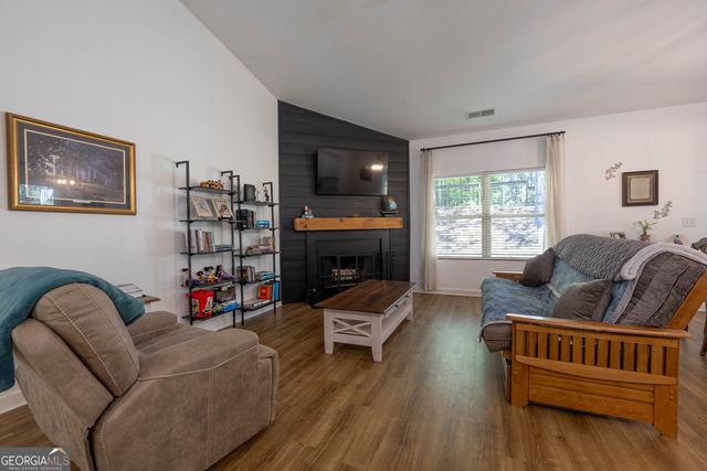 401 Daffodil Drive, Temple, GA 30179