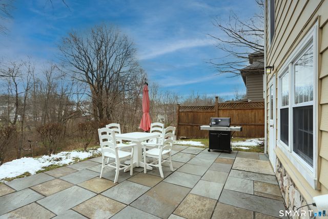 52 Jefferson Avenue, Danbury, CT 06810