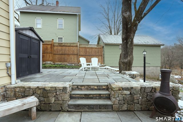 52 Jefferson Avenue, Danbury, CT 06810