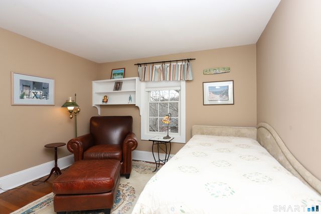 52 Jefferson Avenue, Danbury, CT 06810