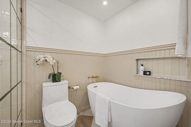 1691 Clover Circle, Melbourne, FL 32935